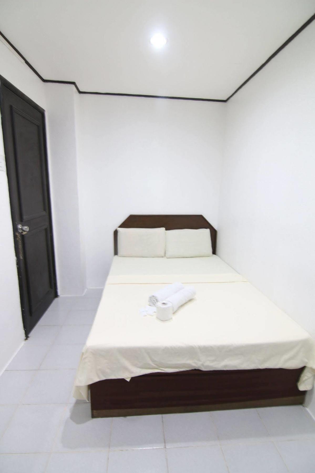 Hotel Juliano Manila Dış mekan fotoğraf
